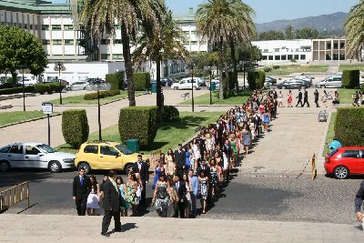 La Facultad de Veterinaria expresa su reconocimiento a varias instituciones y empresas en el acto de fin de curso