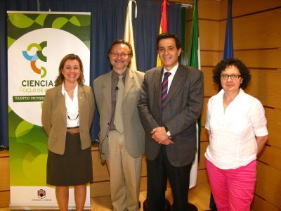 De izq. a dcha. M Dolores Calzada, Carlos Hidalgo, Manuel Blzquez y  Maria Teresa Roldn