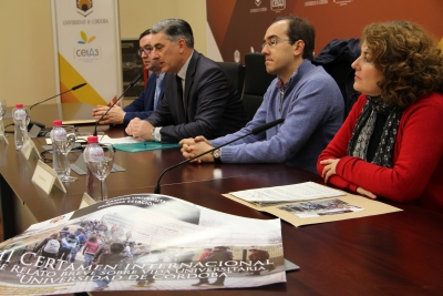 Miembros del jurado durante la rueda de prensa en la que han dado a conocer su fallo.