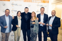 Foto de familia de los premiados por Diamond Building